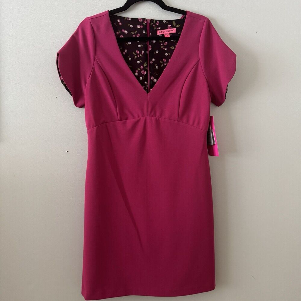 Betsey Johnson Scuba Crepe‎ Dress Size 10 Women’s Pink Sheath NWT